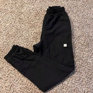 Butter soft jogger scrubs-black
